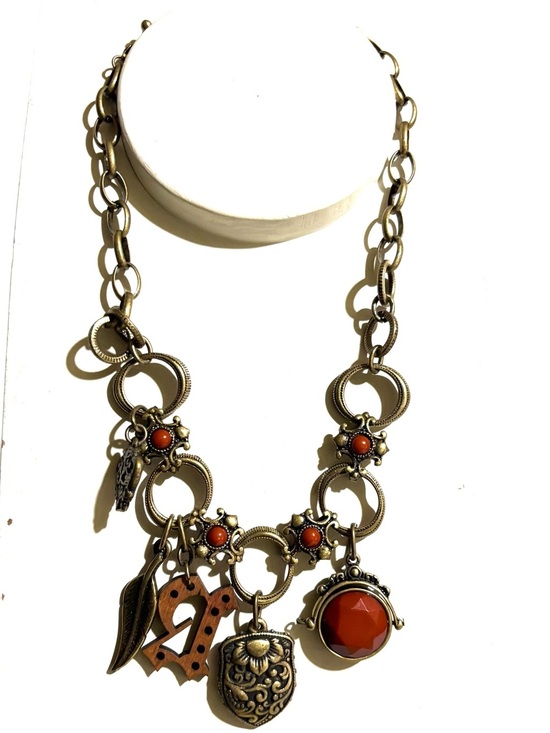 Vintage Jewelry - Vintage Charm Statement Necklace with Coral Accents